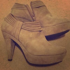 Ankle booties